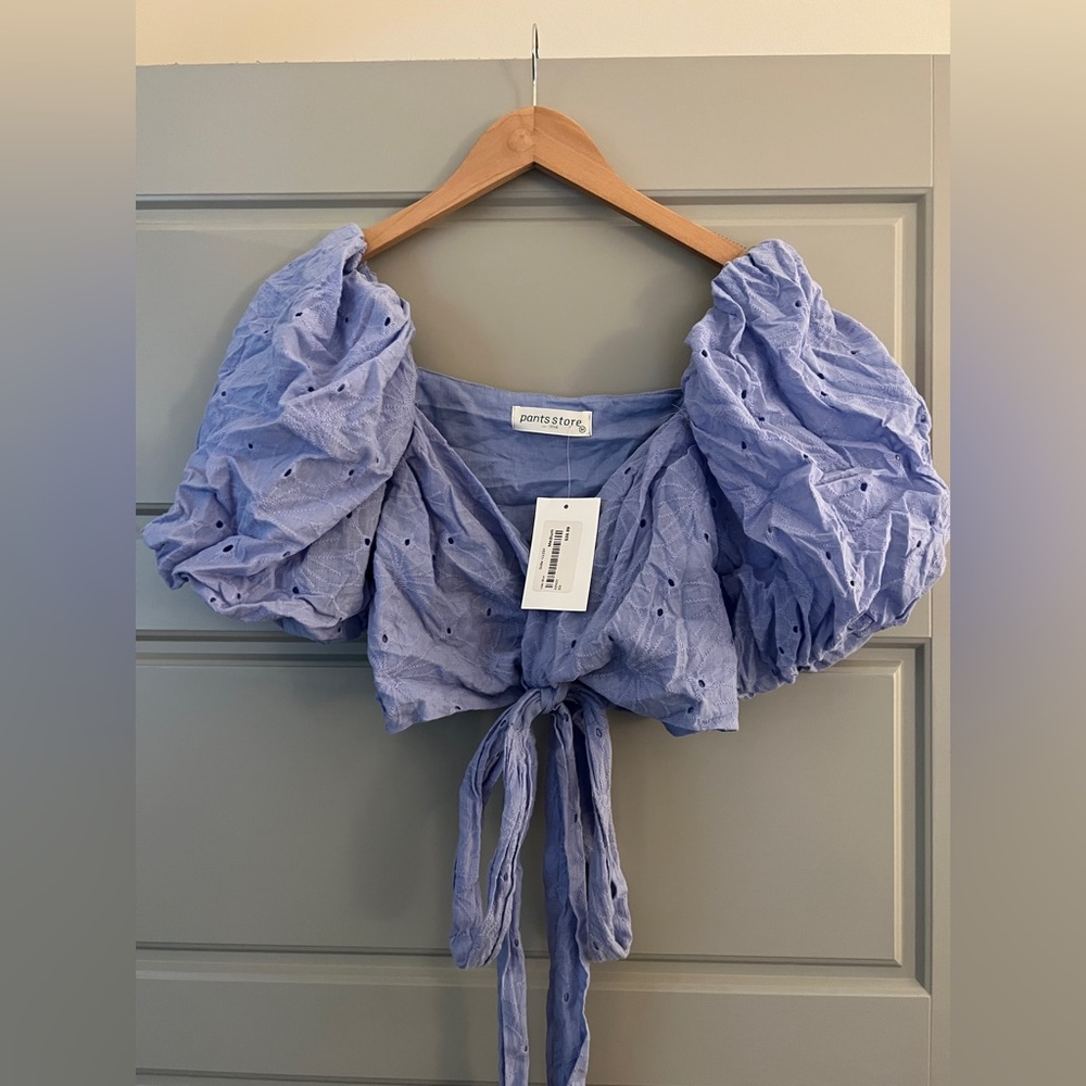 NWT Pants Store Eyelet Periwinkle Top — Size M